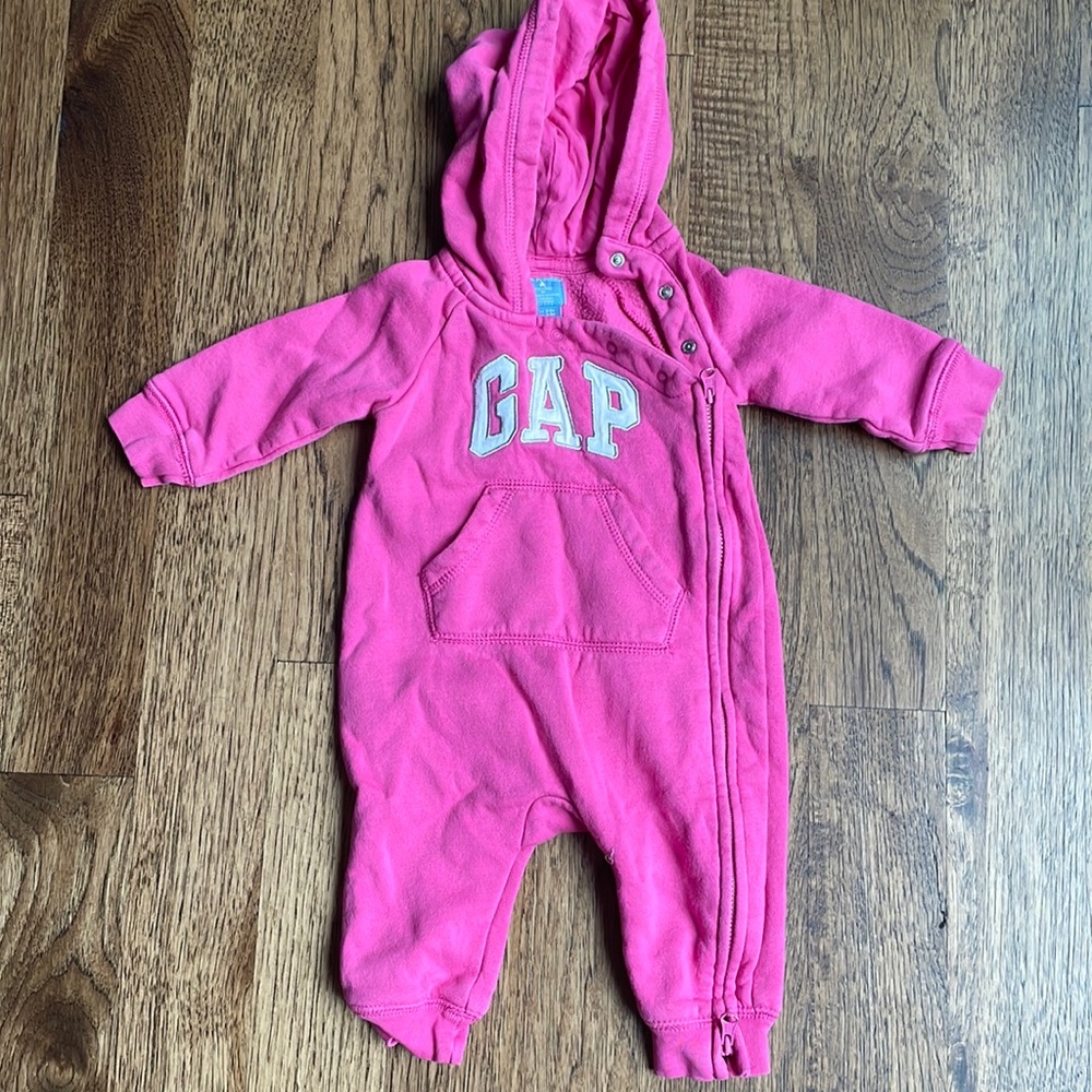 Baby gap one piece zip up